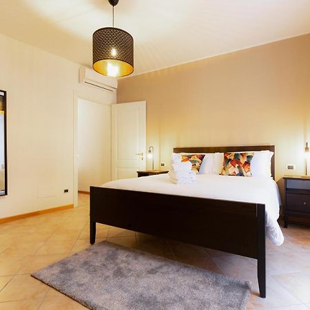 Porta Torre Como Apartment - By Relais Di Giada Екстер'єр фото