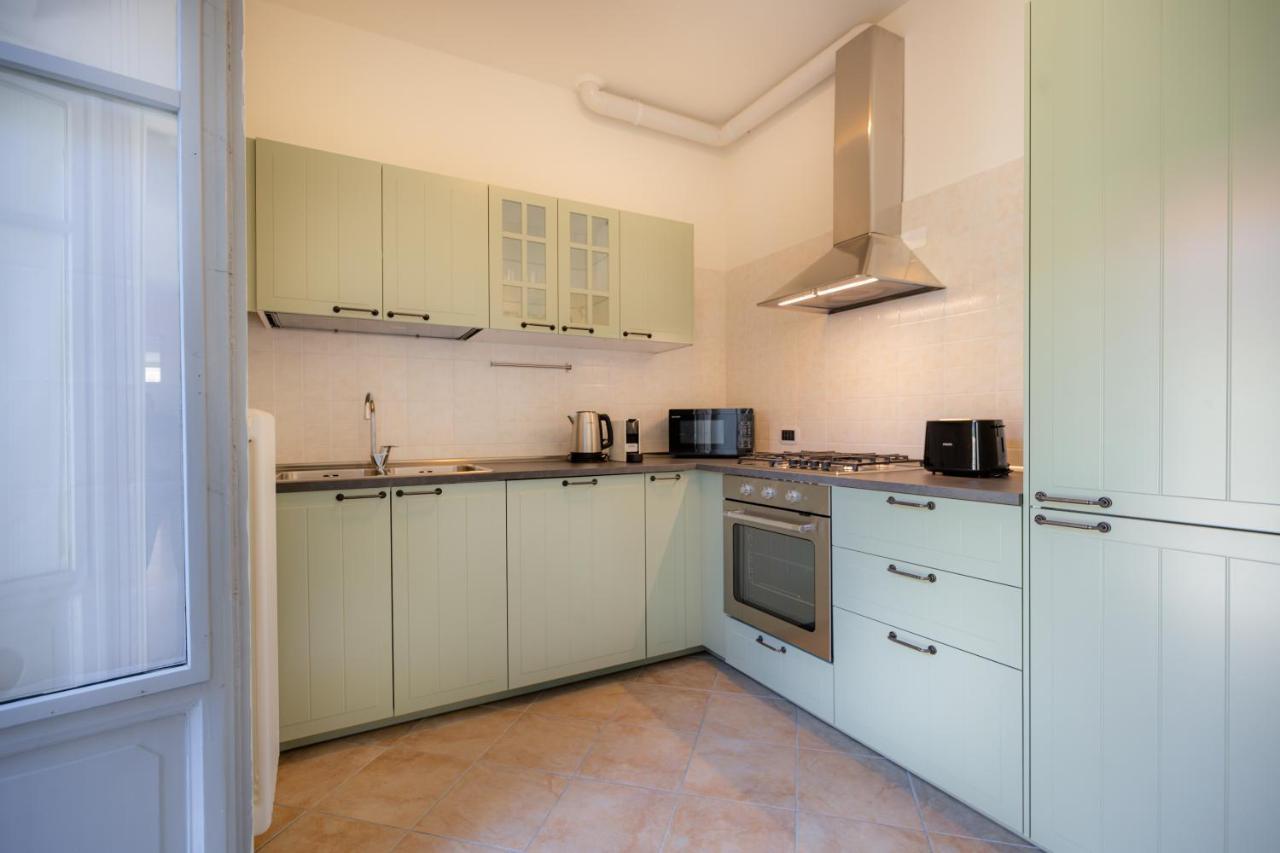 Porta Torre Como Apartment - By Relais Di Giada Екстер'єр фото