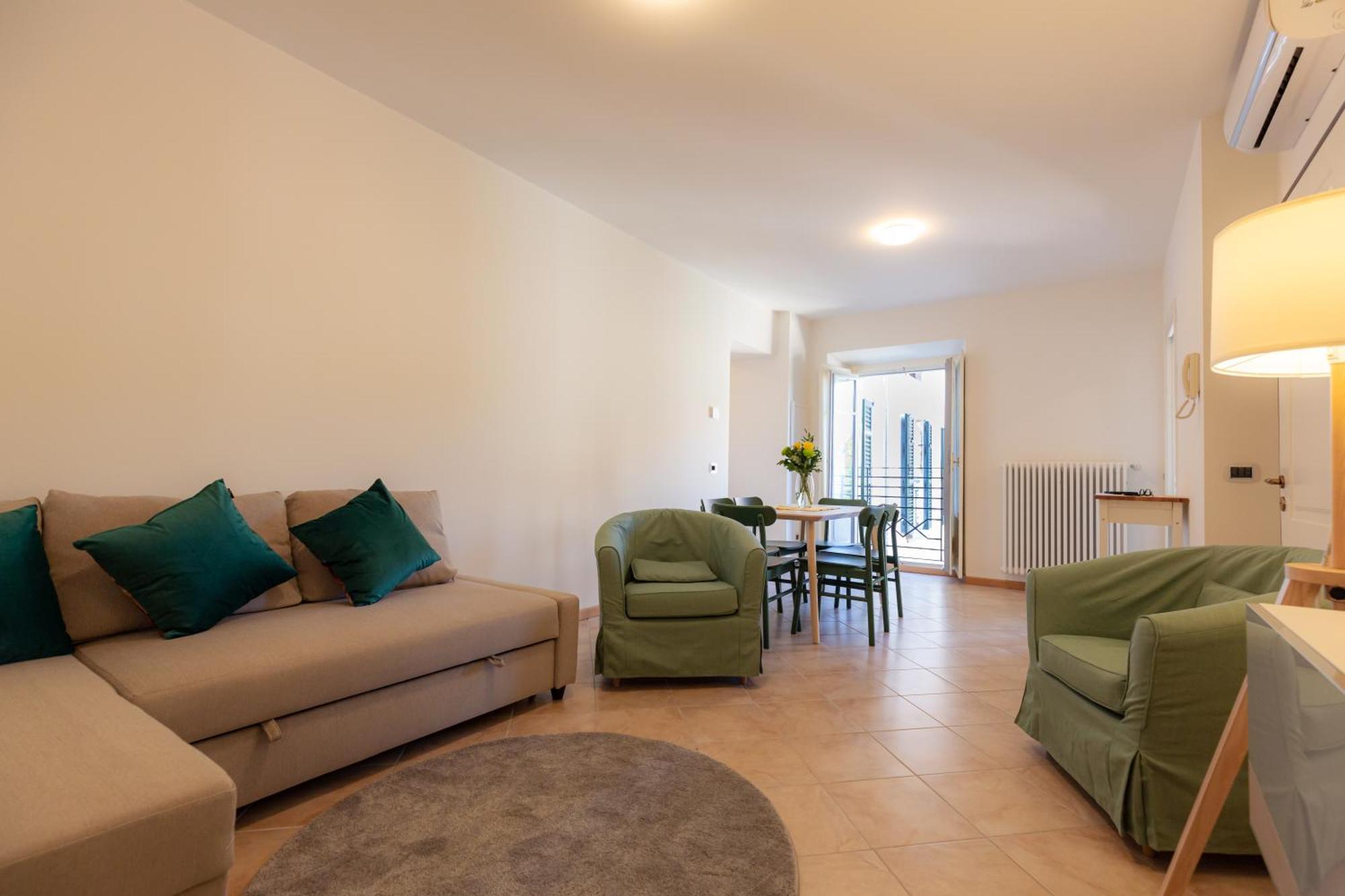 Porta Torre Como Apartment - By Relais Di Giada Екстер'єр фото